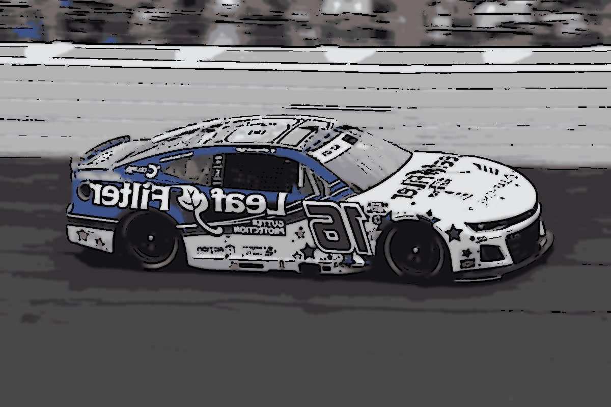 NASCAR pega Kaulig Racing fazendo ajustes não...