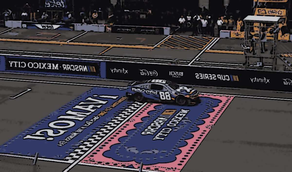 A NASCAR faz a entrada no retorno...