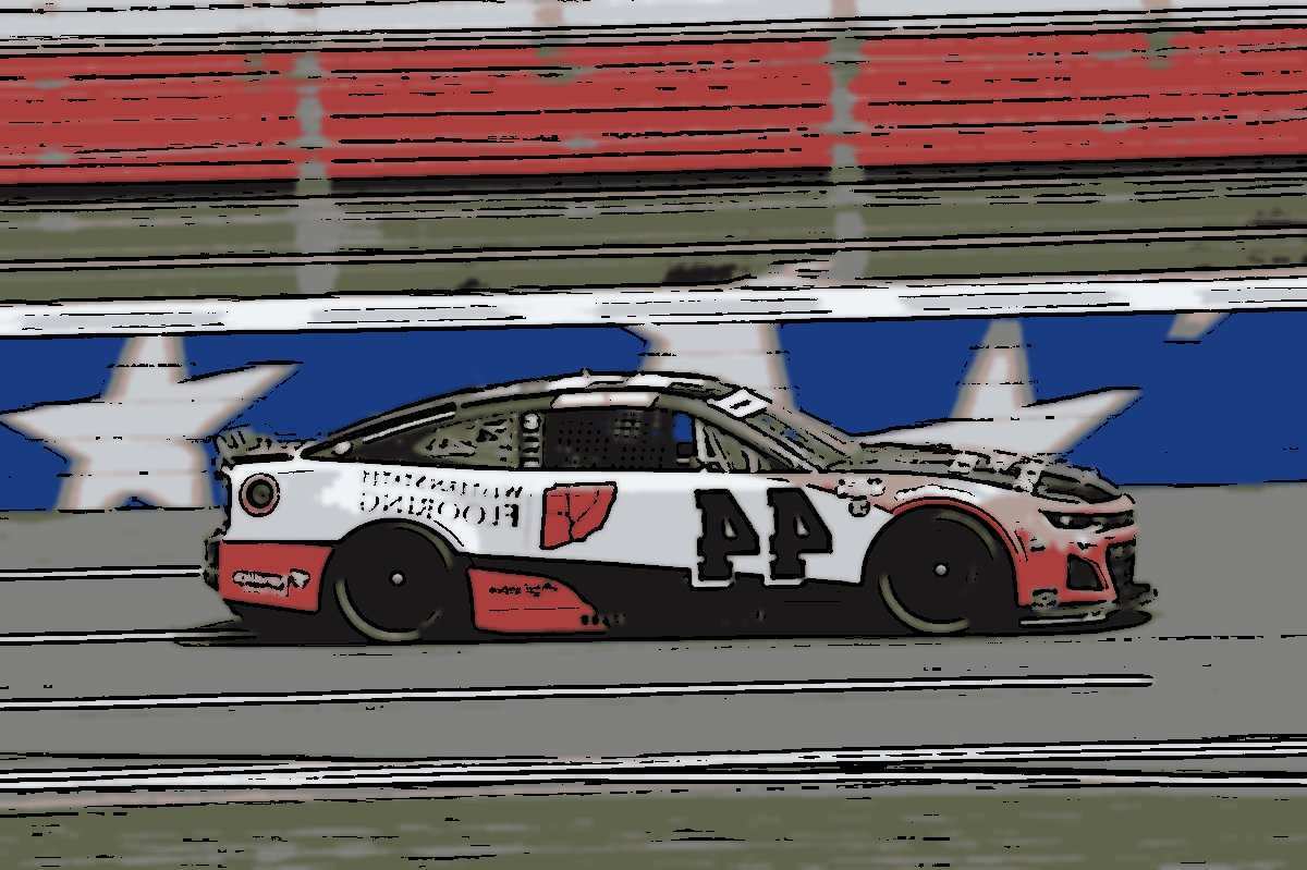 Após três falhas de inspeção, Brennan Poole...