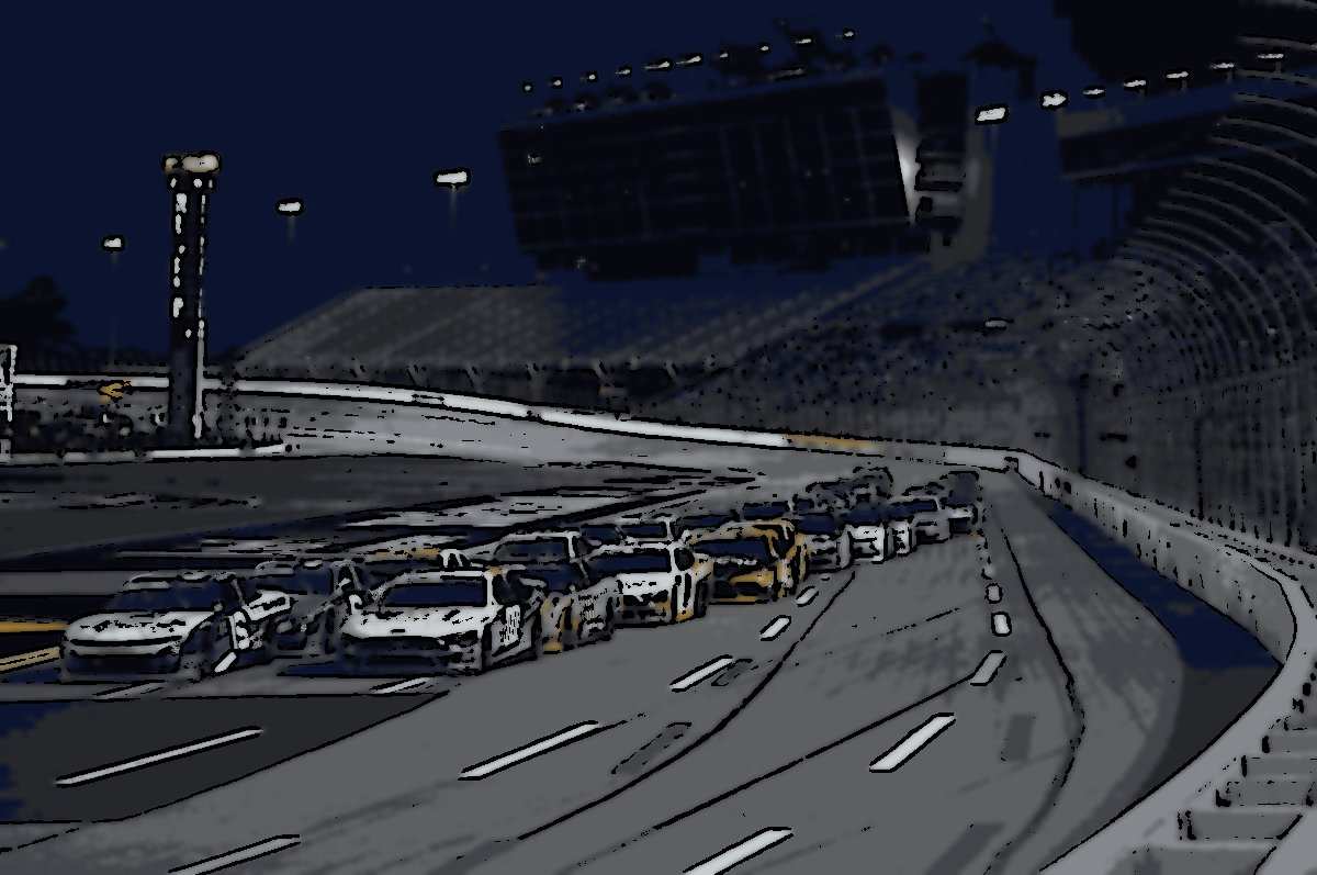 NASCAR retoma Atlanta Xfinity corrida após 80...