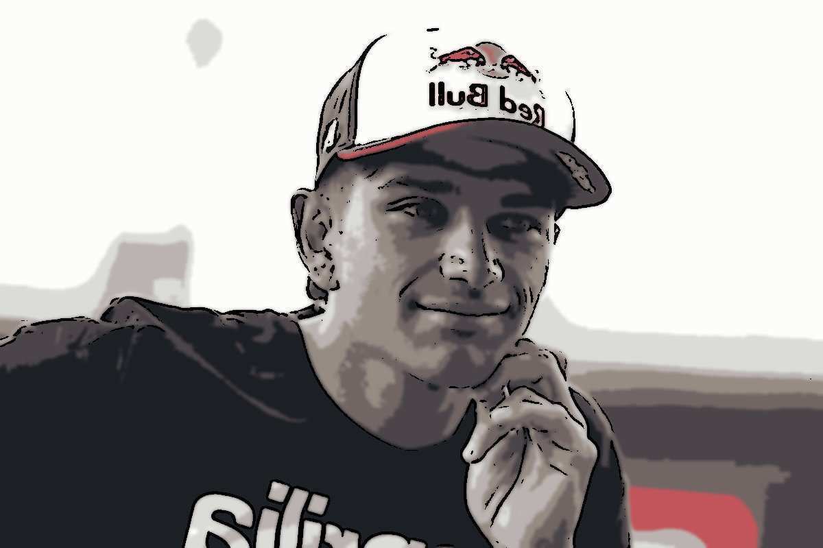 Jorge Martin livre para assinar com qualquer...